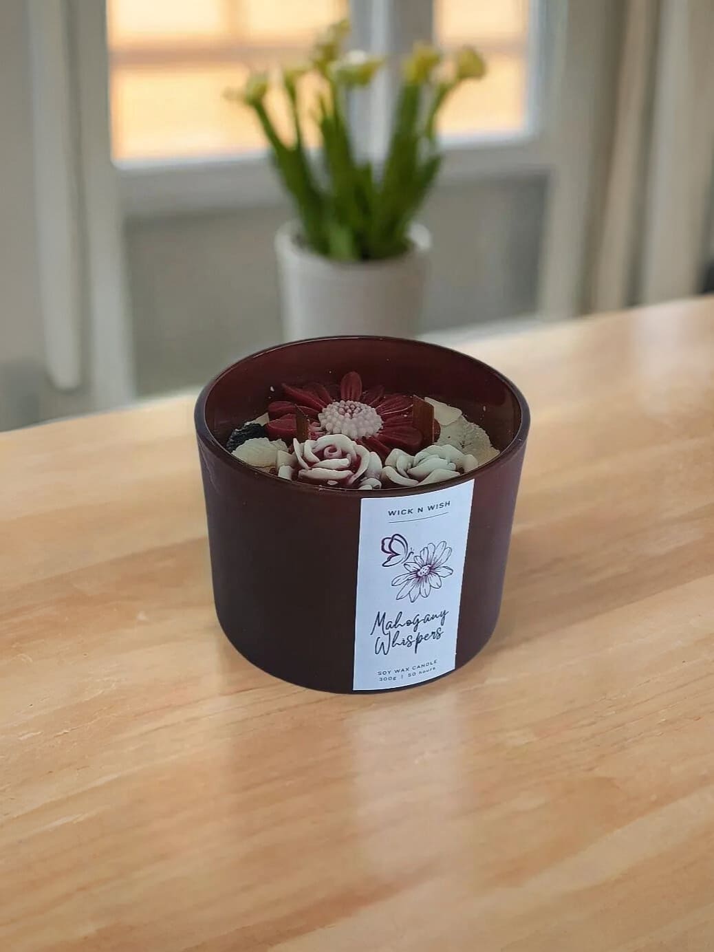 Mahogany Scented Candle - Luxury Soy Wax 